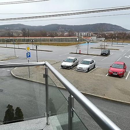 Aparthotel Astoria Chisarja Exteriér fotografie