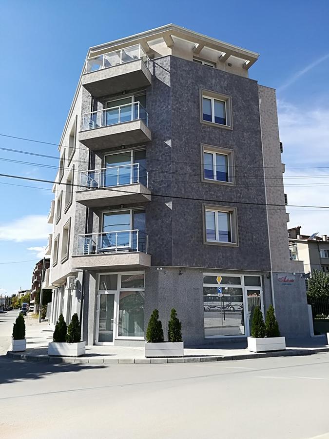 Aparthotel Astoria Chisarja Exteriér fotografie