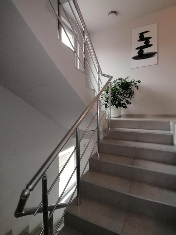 Aparthotel Astoria Chisarja Exteriér fotografie