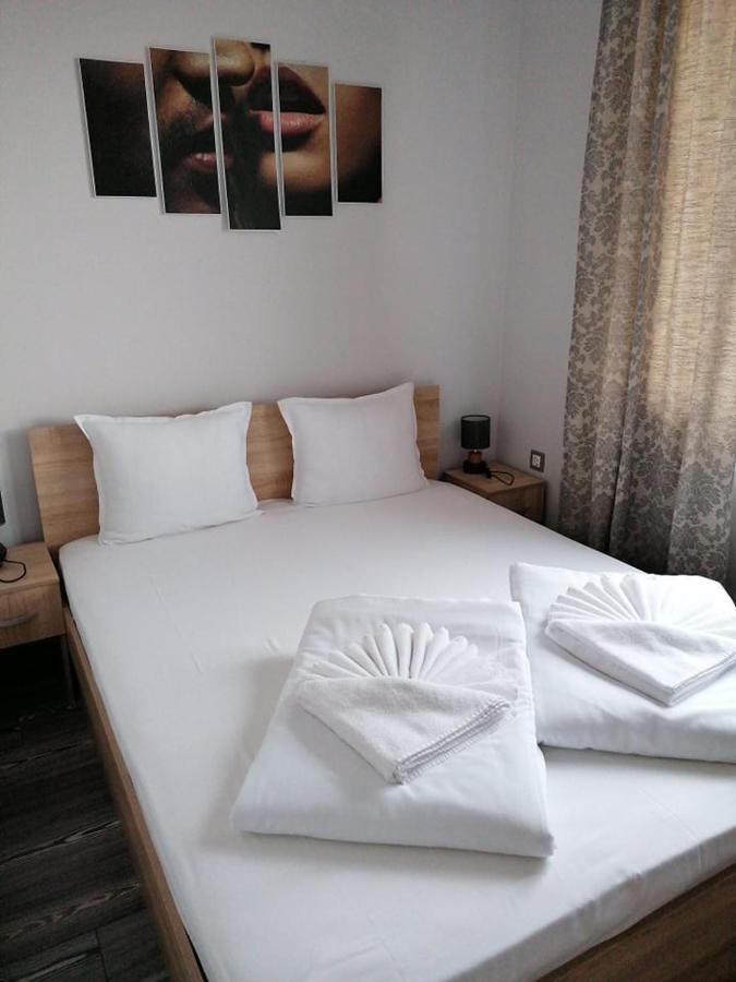 Aparthotel Astoria Chisarja Exteriér fotografie