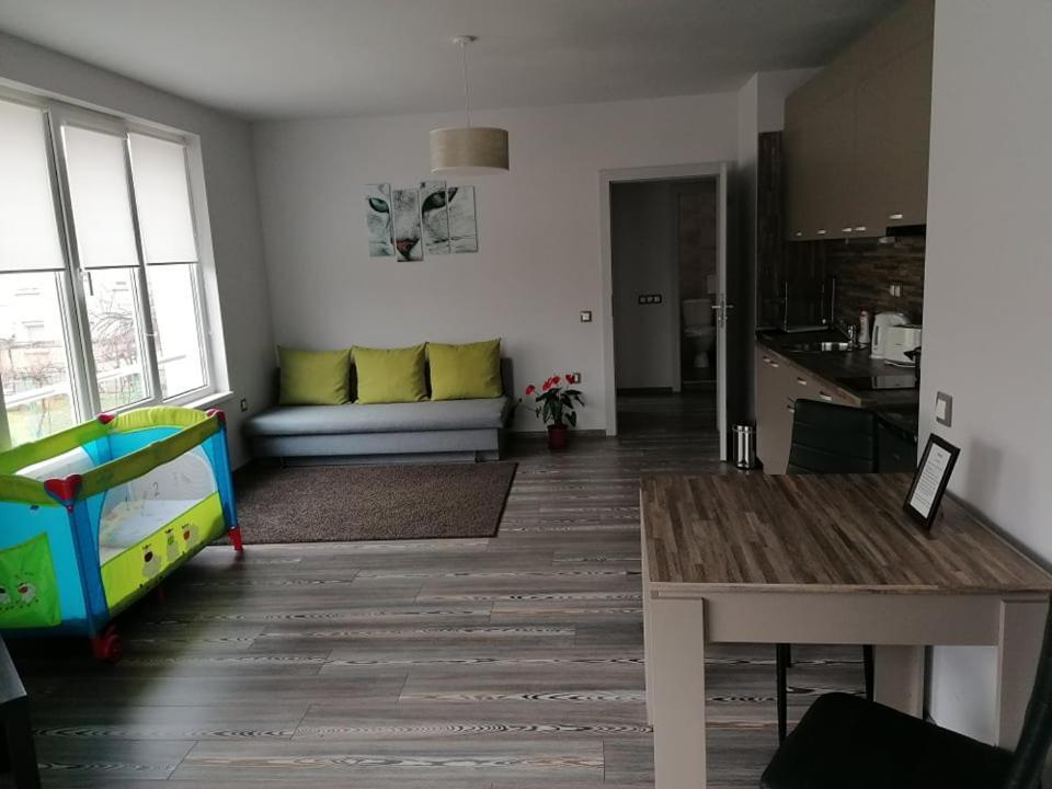 Aparthotel Astoria Chisarja Exteriér fotografie